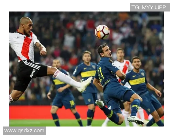 足球明星精彩瞬间集锦玩球视频带你领略他们的绝技与魅力